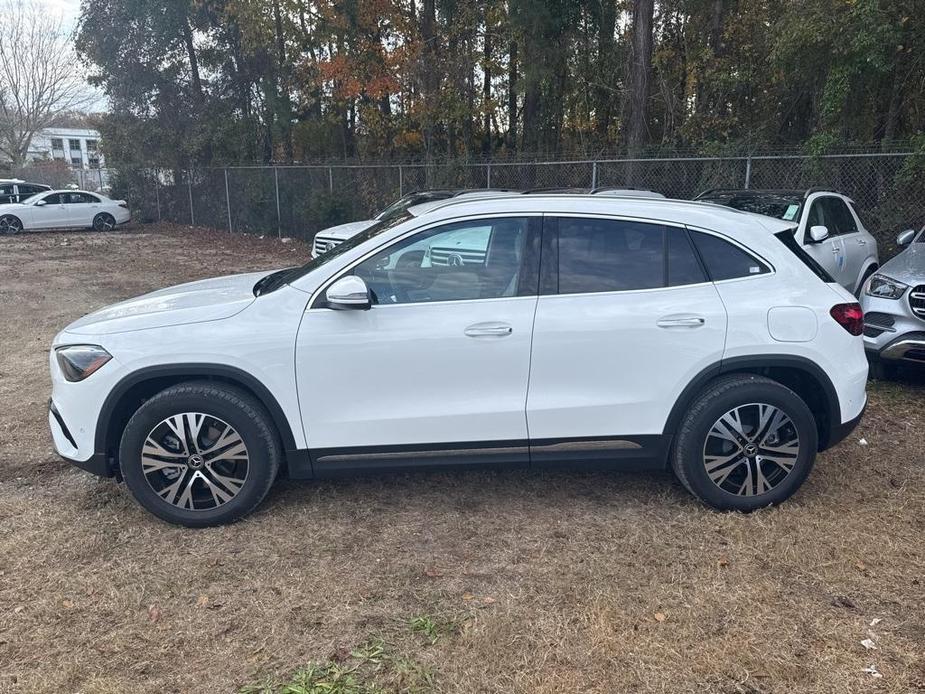 new 2025 Mercedes-Benz GLA 250 car, priced at $45,845