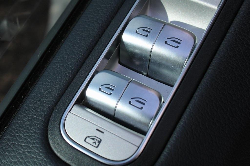 used 2022 Mercedes-Benz AMG G 63 car, priced at $189,988