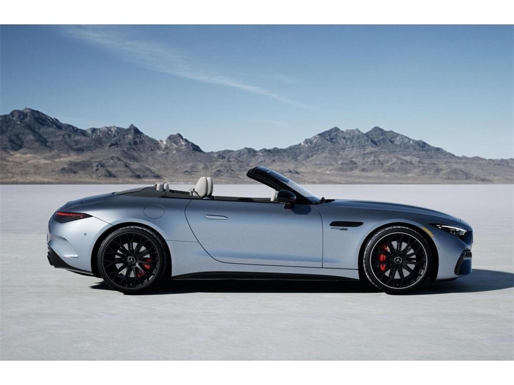 new 2025 Mercedes-Benz AMG SL 55 car, priced at $159,425