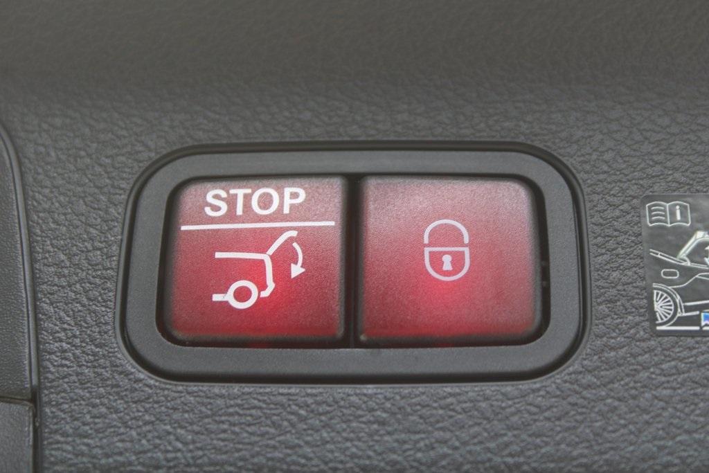 used 2025 Mercedes-Benz GLS 450 car, priced at $87,988