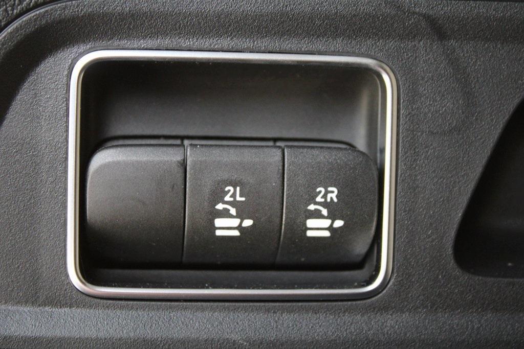 used 2025 Mercedes-Benz GLS 450 car, priced at $87,988