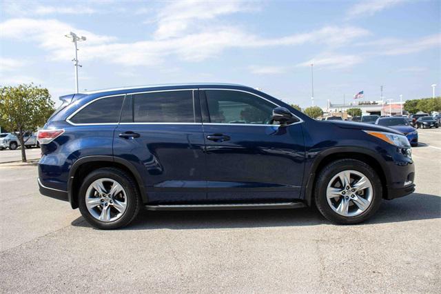 used 2015 Toyota Highlander car, priced at $23,444