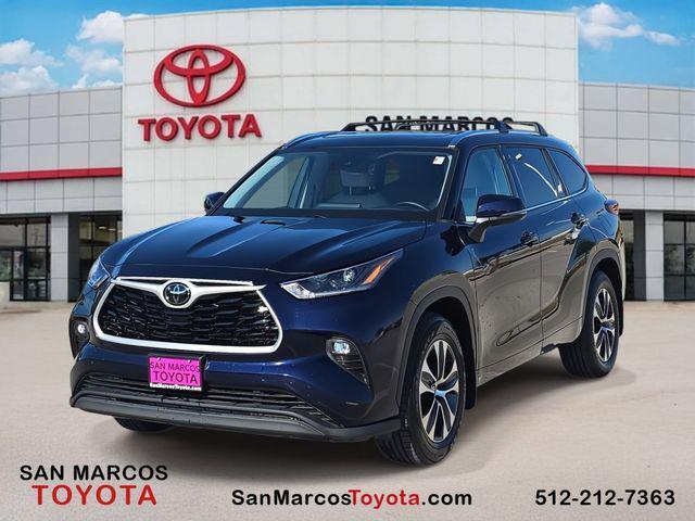 used 2021 Toyota Highlander car, priced at $29,212
