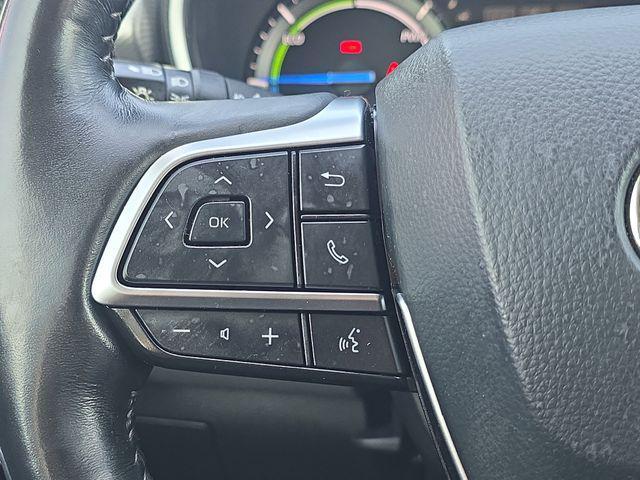 used 2021 Toyota Highlander Hybrid car, priced at $31,840