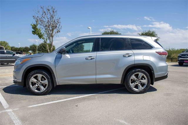 used 2015 Toyota Highlander car, priced at $24,444