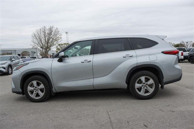 used 2023 Toyota Highlander car, priced at $31,276