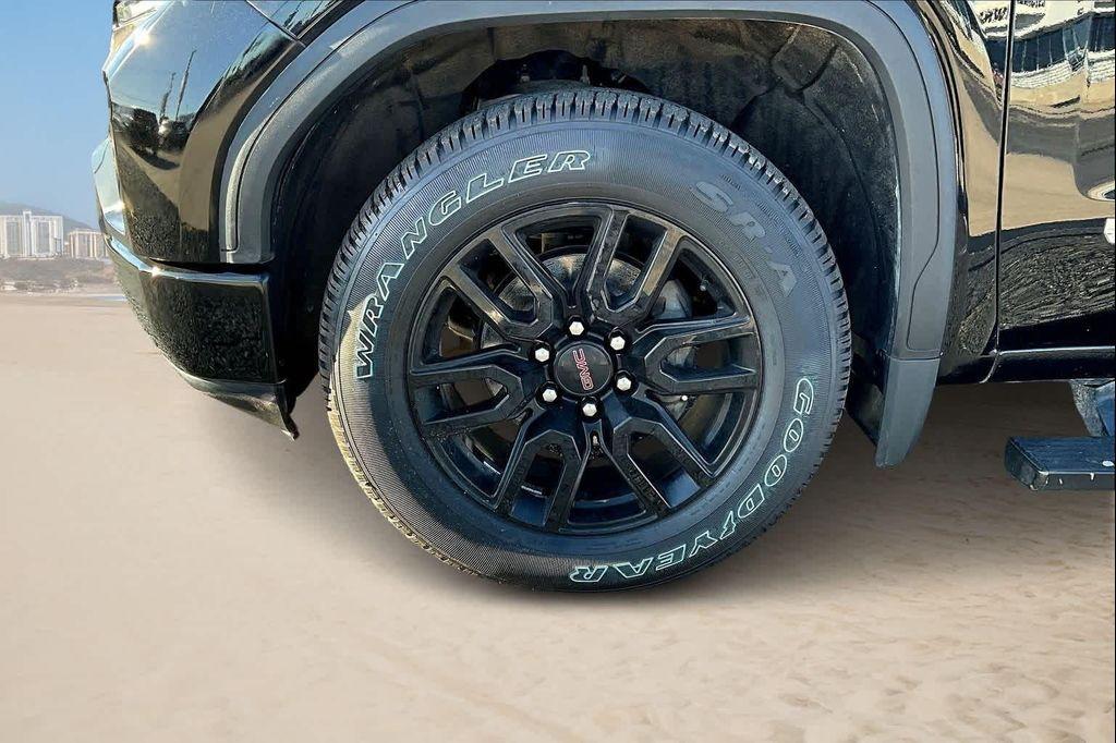 used 2020 GMC Sierra 1500 car, priced at $25,938