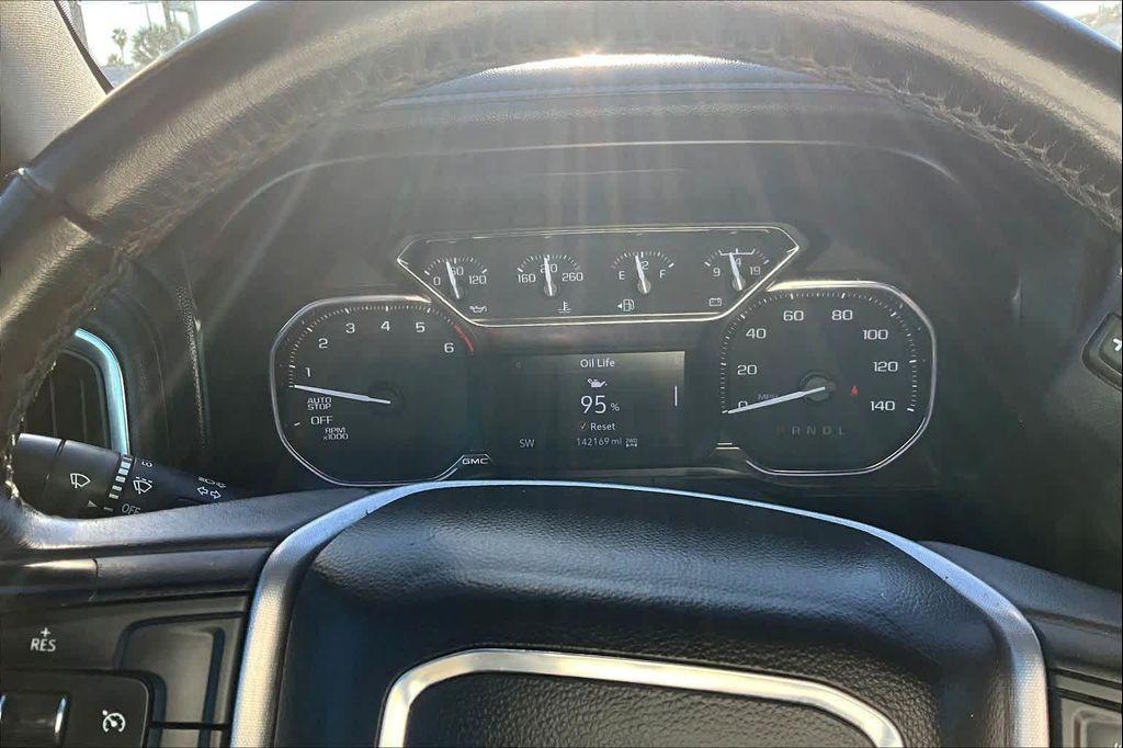 used 2020 GMC Sierra 1500 car, priced at $25,938