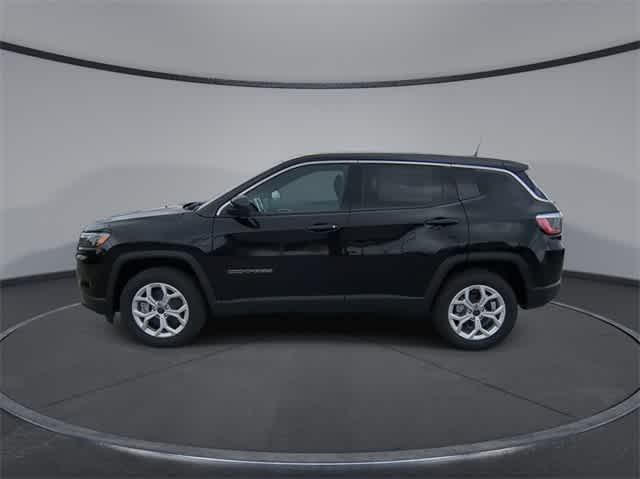 new 2025 Jeep Compass car, priced at $28,090