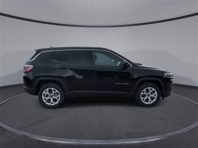 new 2025 Jeep Compass car, priced at $28,090