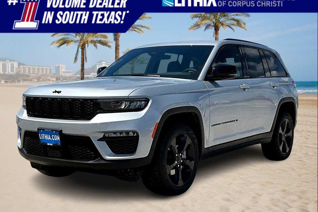 new 2025 Jeep Grand Cherokee car, priced at $43,742