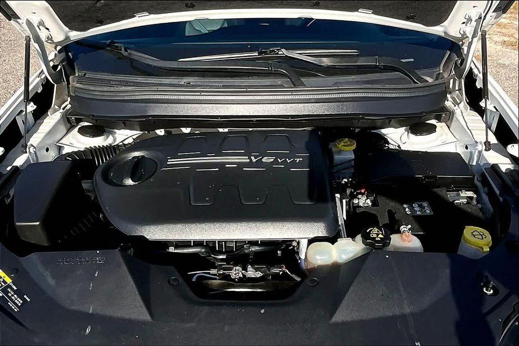 used 2020 Jeep Cherokee car, priced at $17,808