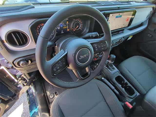 new 2025 Jeep Gladiator car, priced at $46,307