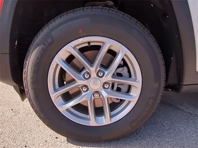 new 2025 Jeep Grand Cherokee L car, priced at $38,197