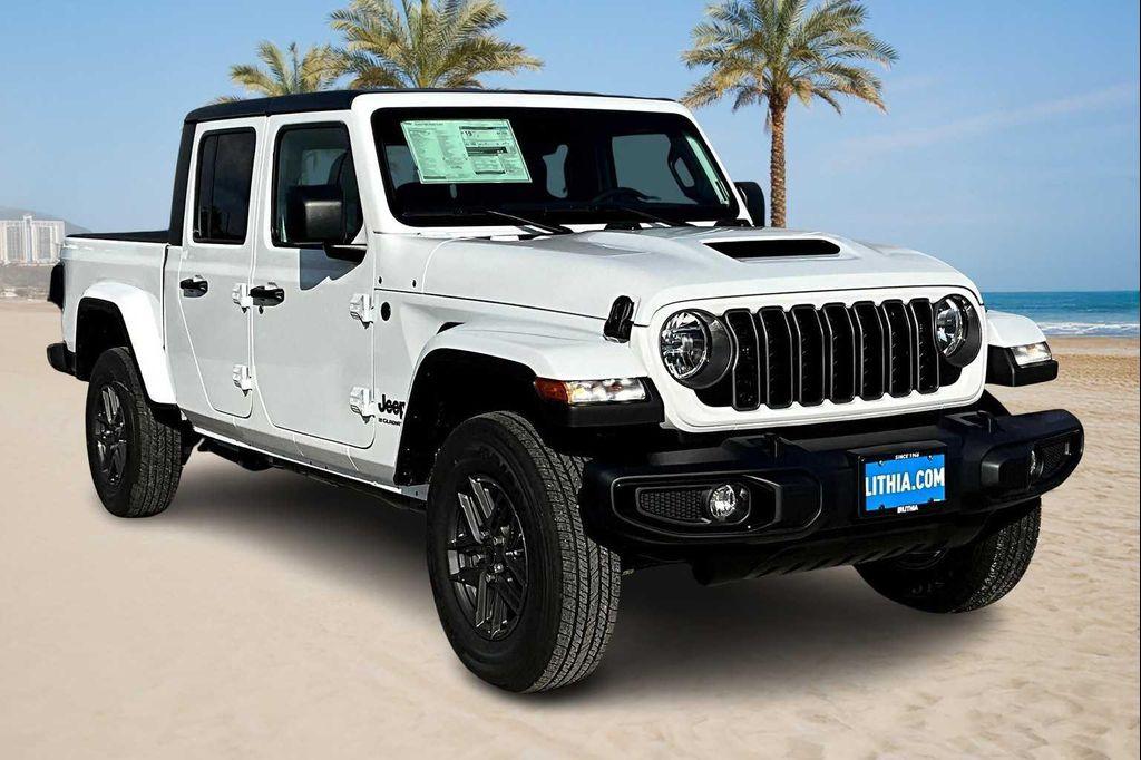 new 2025 Jeep Gladiator car, priced at $45,015