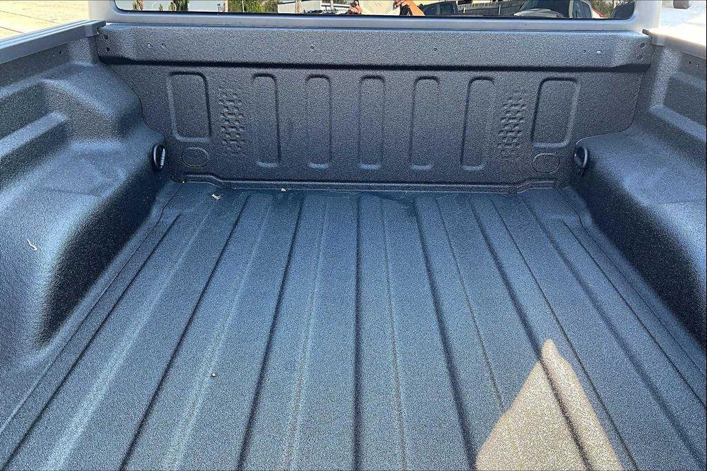 new 2025 Jeep Gladiator car, priced at $45,015