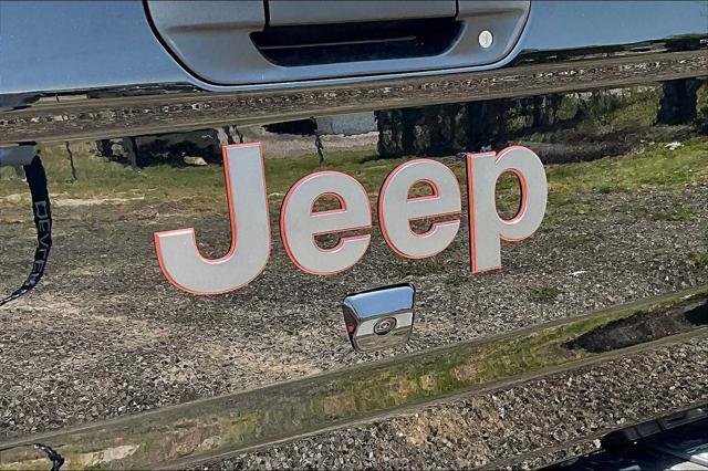 new 2025 Jeep Gladiator car, priced at $54,352