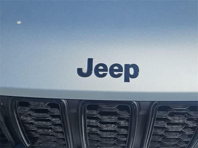 new 2025 Jeep Grand Cherokee L car, priced at $44,377