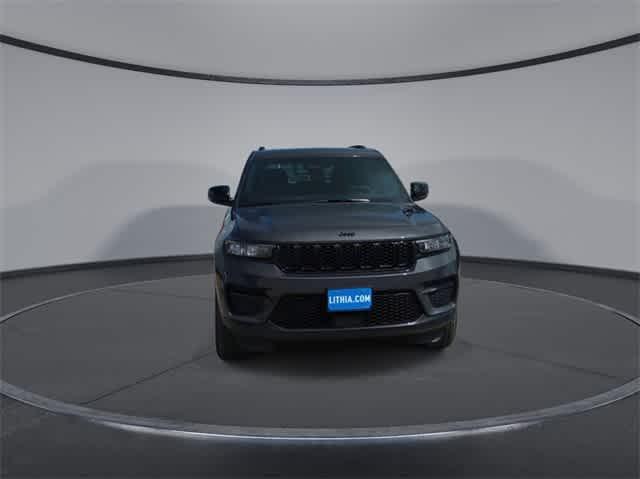 new 2024 Jeep Grand Cherokee car, priced at $39,247