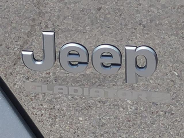 new 2025 Jeep Gladiator car, priced at $39,792