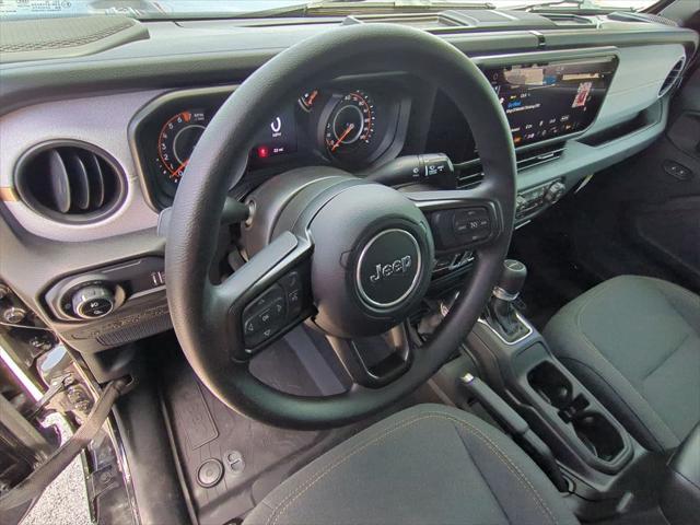 new 2025 Jeep Gladiator car, priced at $39,792