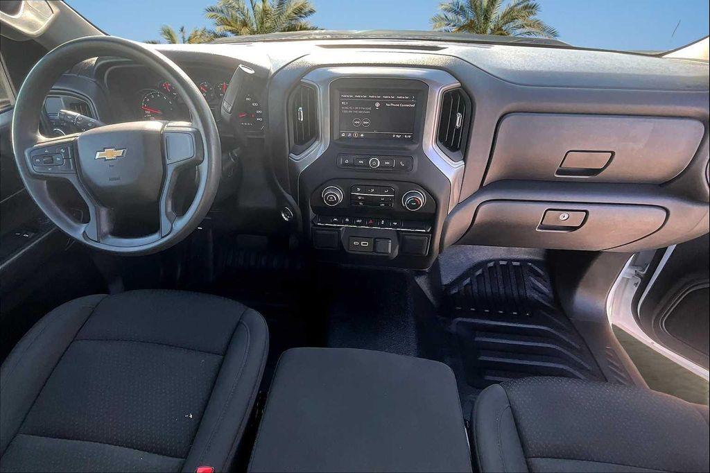 used 2024 Chevrolet Silverado 1500 car, priced at $30,382