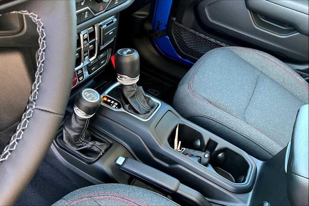 new 2025 Jeep Wrangler car, priced at $55,411