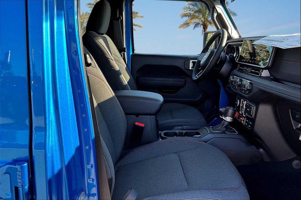new 2025 Jeep Wrangler car, priced at $55,411
