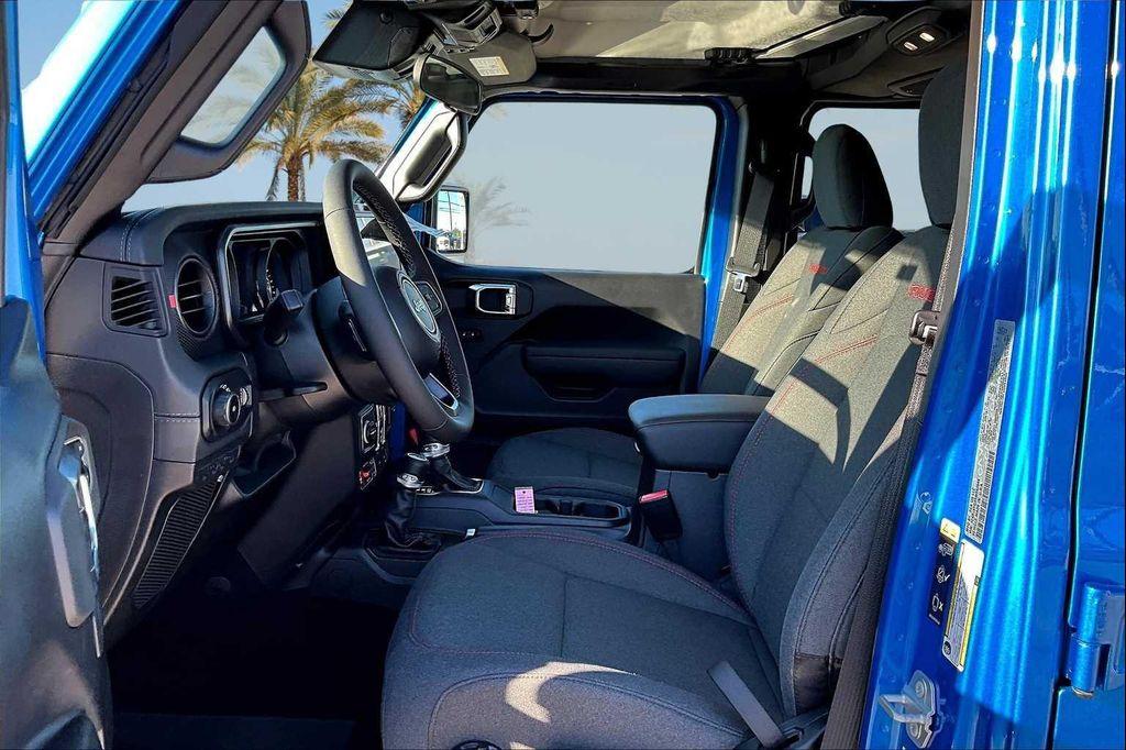 new 2025 Jeep Wrangler car, priced at $55,411