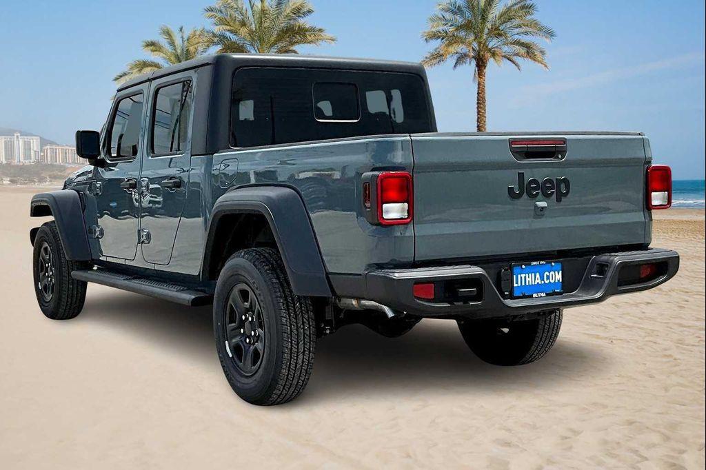 new 2025 Jeep Gladiator car, priced at $39,743