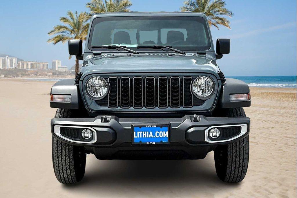 new 2025 Jeep Gladiator car, priced at $39,743