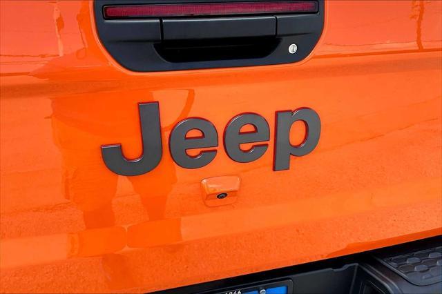 new 2025 Jeep Gladiator car, priced at $49,225