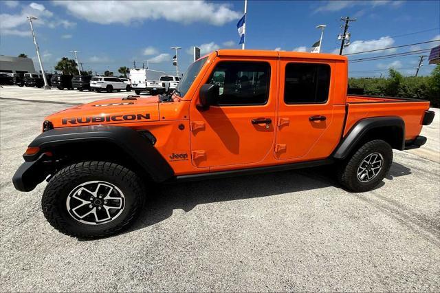 new 2025 Jeep Gladiator car, priced at $49,225
