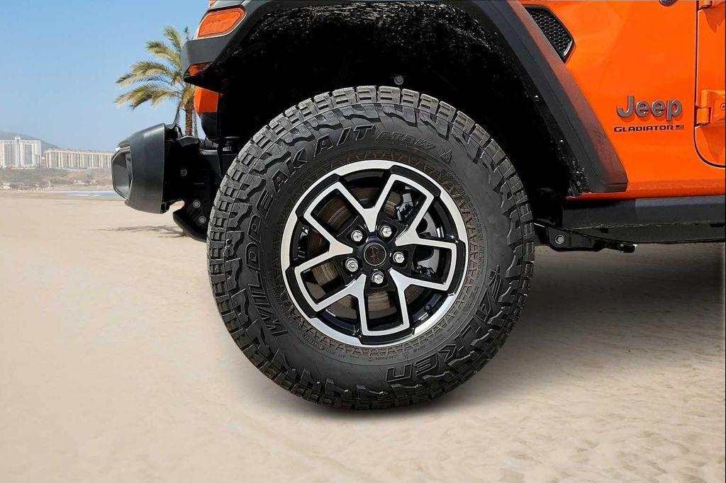 new 2025 Jeep Gladiator car, priced at $48,925