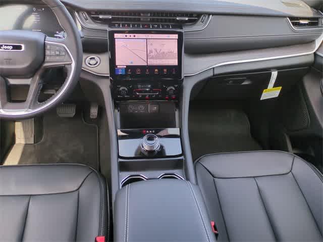 new 2024 Jeep Grand Cherokee L car, priced at $48,679