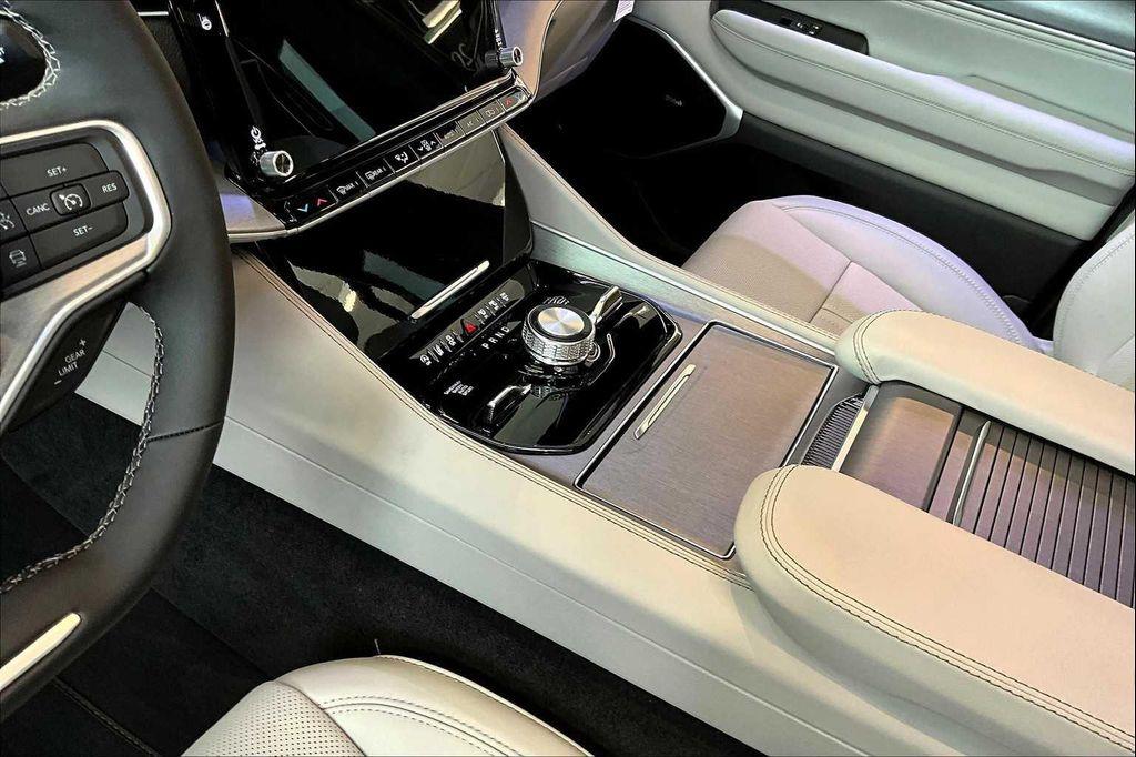 new 2025 Jeep Wagoneer car, priced at $76,386