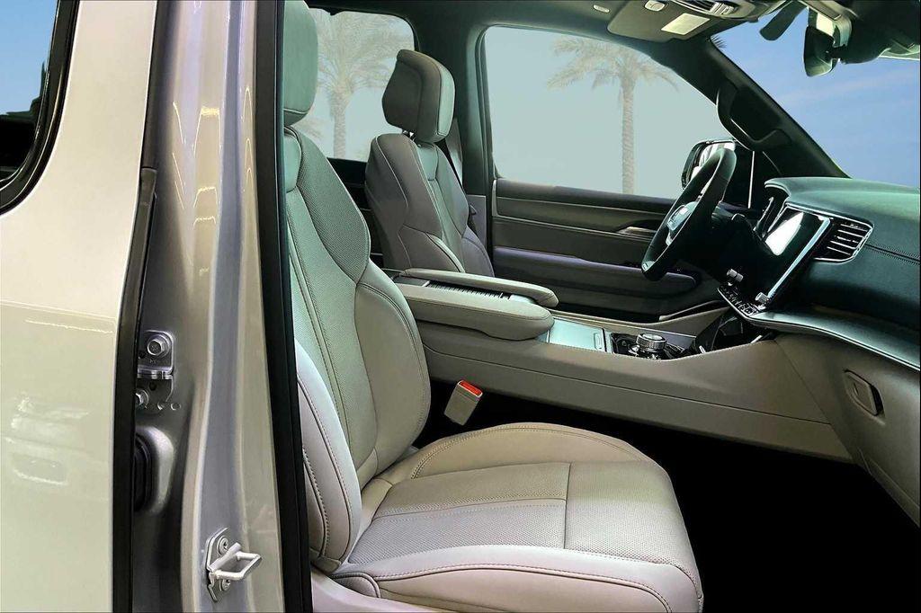 new 2025 Jeep Wagoneer car, priced at $76,386