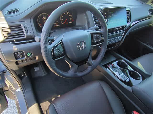 used 2025 Honda Ridgeline car, priced at $45,991