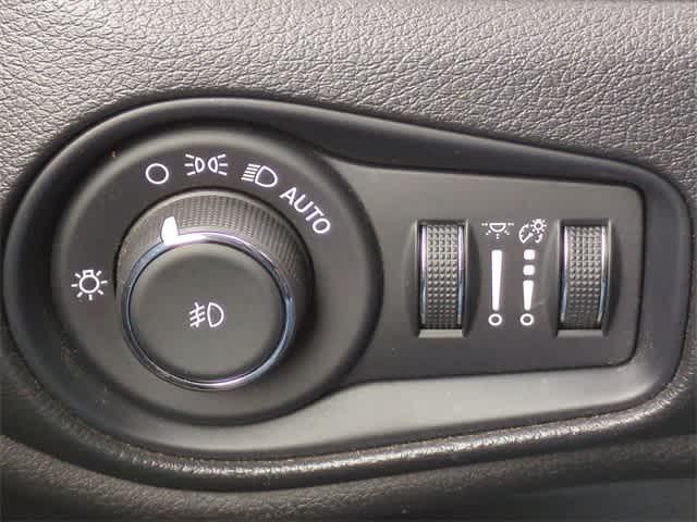 used 2021 Jeep Renegade car, priced at $18,492