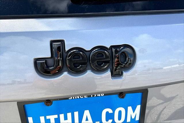 used 2020 Jeep Grand Cherokee car, priced at $23,748