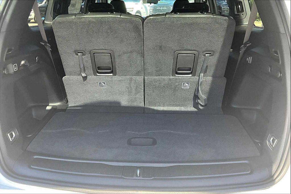 new 2025 Jeep Grand Cherokee L car, priced at $47,100