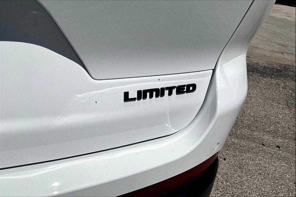 new 2025 Jeep Grand Cherokee L car, priced at $47,100