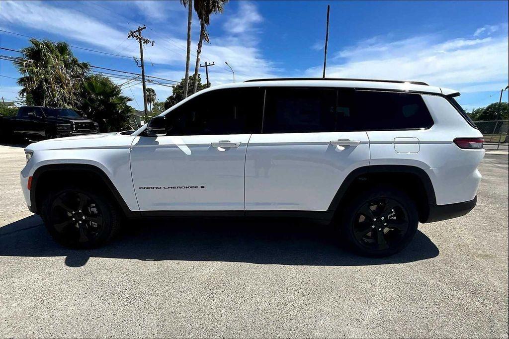 new 2025 Jeep Grand Cherokee L car, priced at $47,100