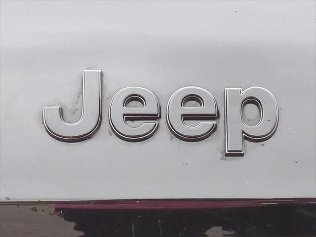 new 2025 Jeep Grand Cherokee car, priced at $39,634