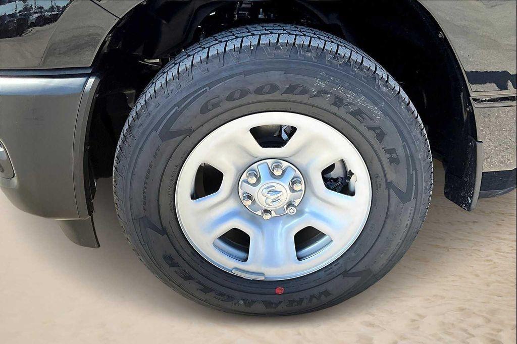 new 2025 Ram 1500 car, priced at $39,633