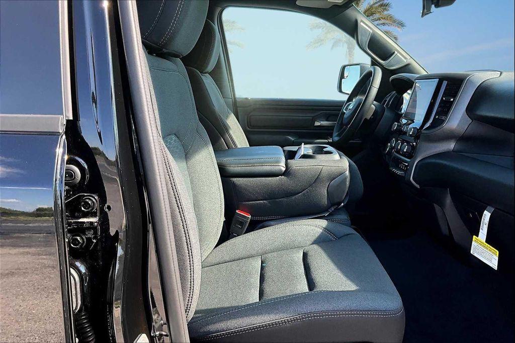 new 2025 Ram 1500 car, priced at $39,633