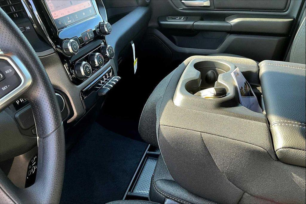 new 2025 Ram 1500 car, priced at $39,633