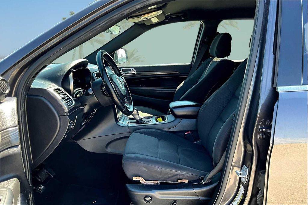 used 2019 Jeep Grand Cherokee car, priced at $14,250