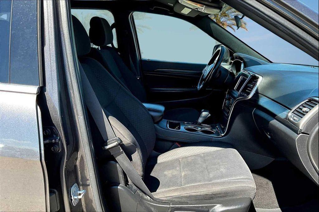 used 2019 Jeep Grand Cherokee car, priced at $14,250
