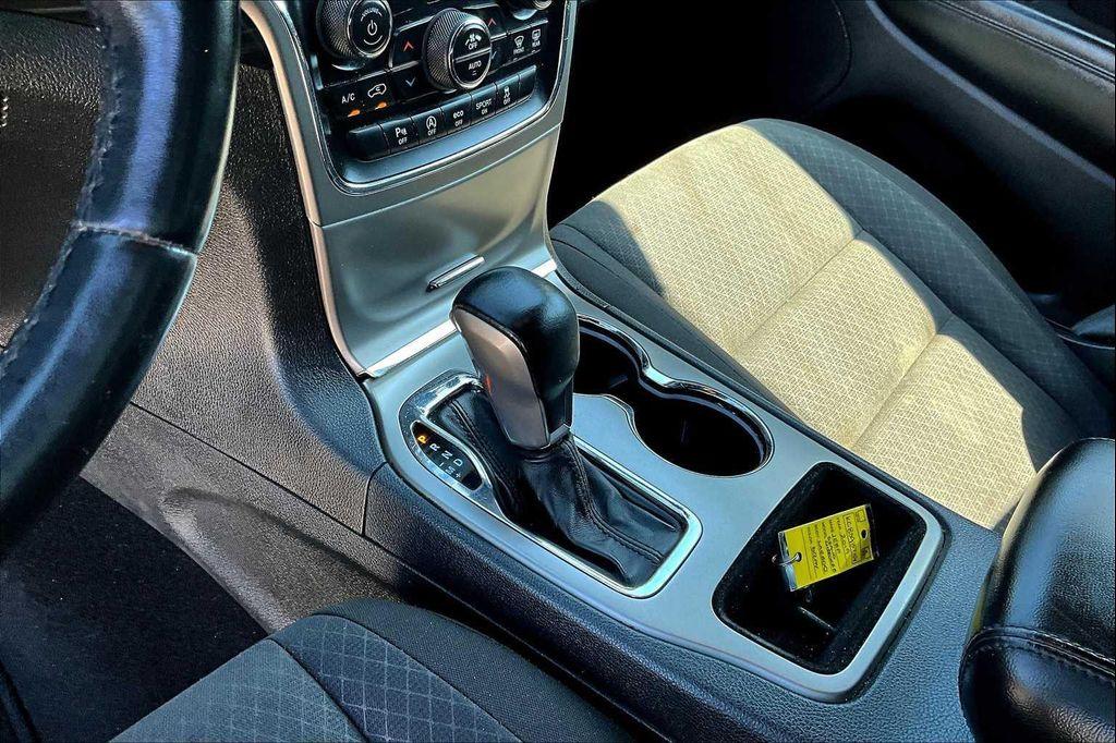 used 2019 Jeep Grand Cherokee car, priced at $14,250